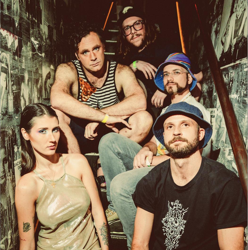 NYC art-rock mavericks ECCE SHNAK present vivacious single ‘Eddie, Legalistic Homeslice