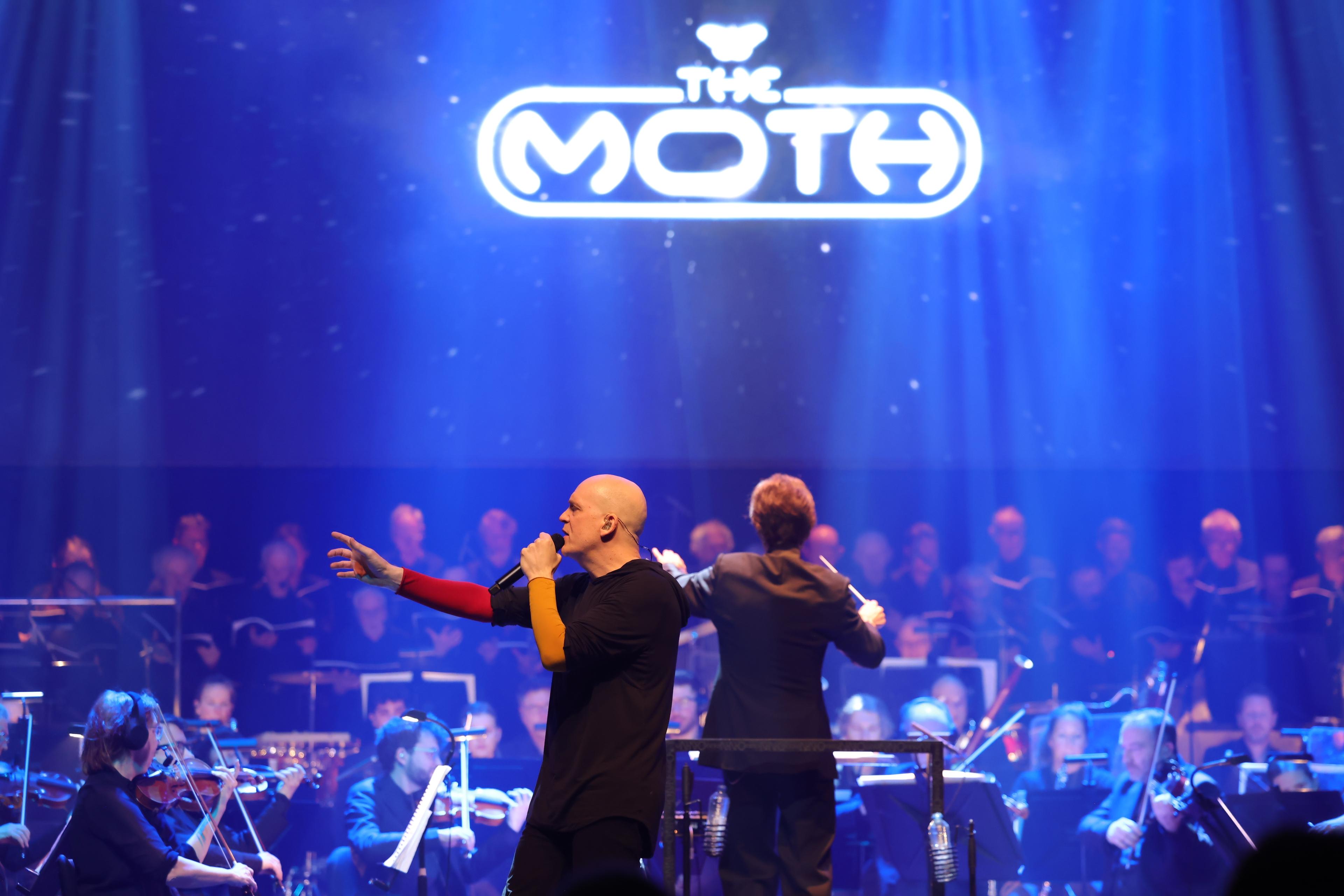Devin Townsend opens the Groningen orchestra recording beyond the deluxe box