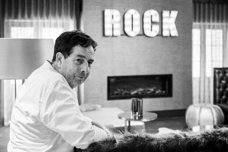 Stephen Wicks: At 74, a Cambridge Songwriter Sets the Doomsday Clock to Rock